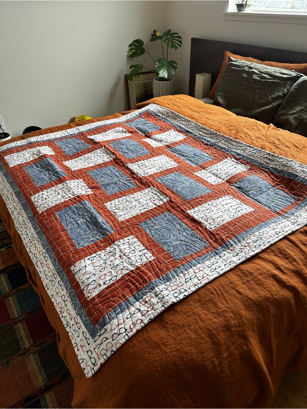 Abstract modern quilt - Picture 1 of 5
